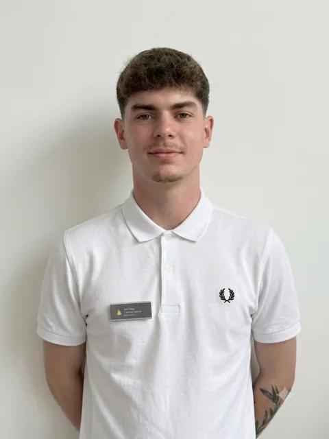 Joe Sharp - Customer Service Apprentice
